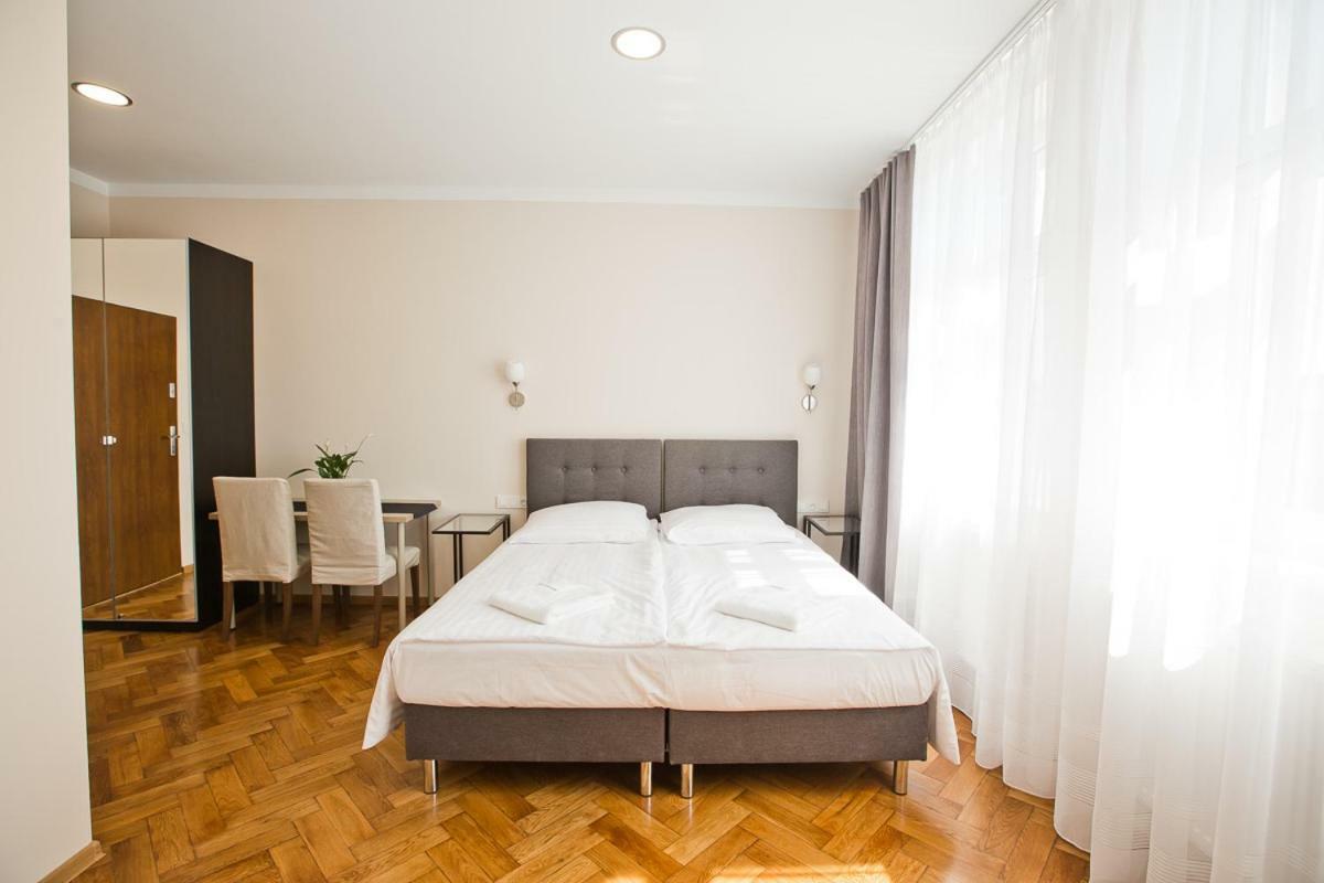 R&B Apartments Poznan Exterior foto